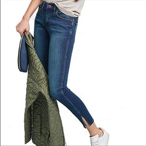 Pilcro Anthropologie Skinny Jeans- Slit hem- Sz 28